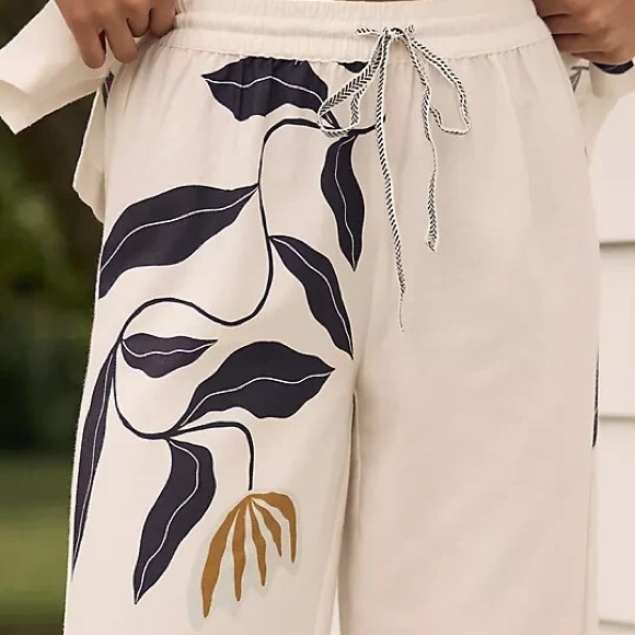 Anthropologie Kenzie Parrott Graphic Pajama Sleep Set Pants Bottoms Size M - Picture 2 of 6